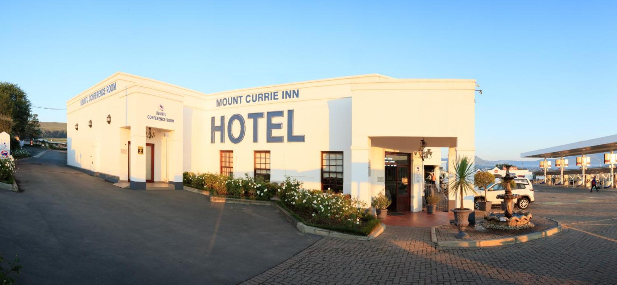 Mount Currie Inn كوكستاد المظهر الخارجي الصورة