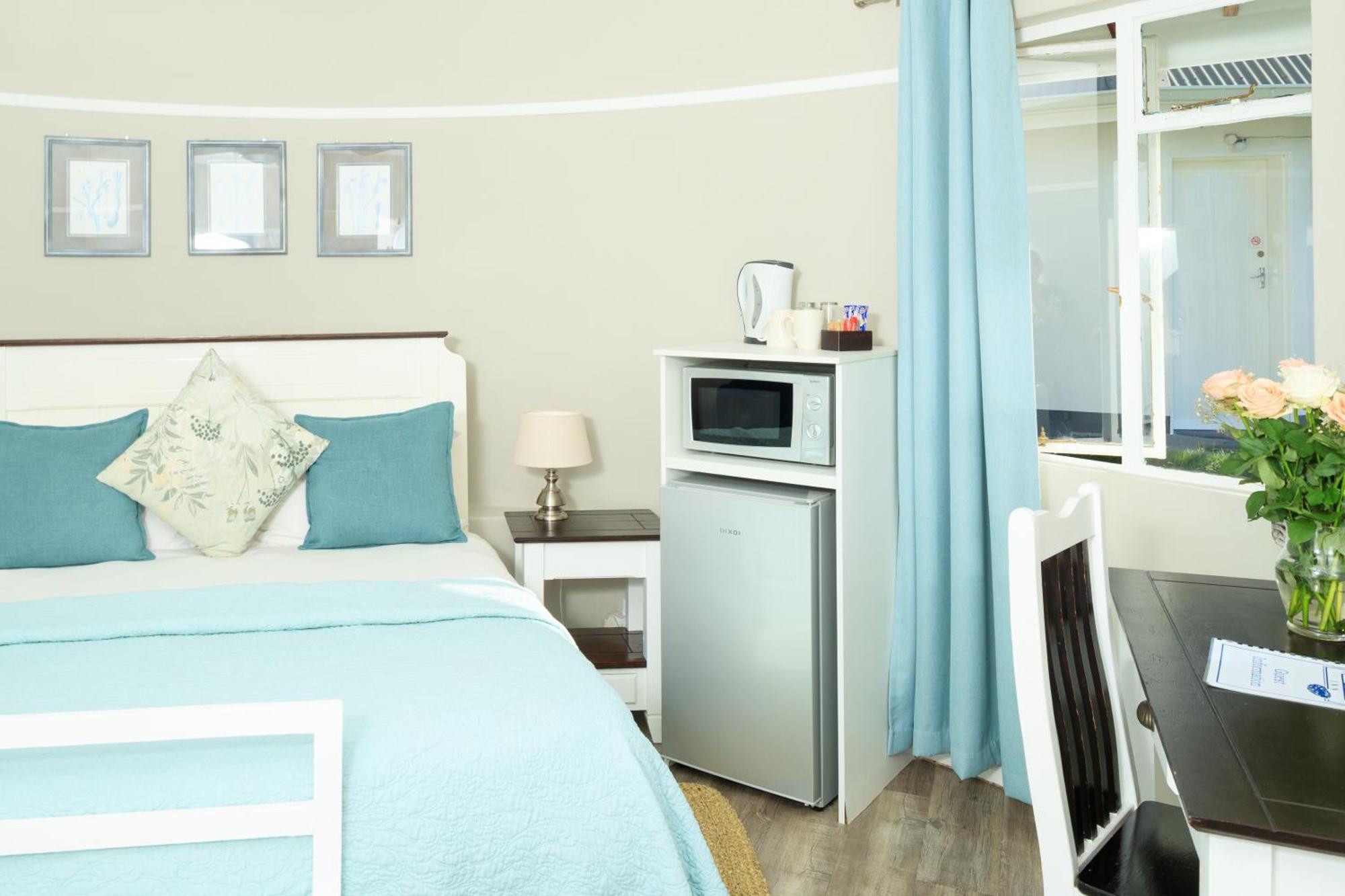 Mount Currie Inn كوكستاد المظهر الخارجي الصورة